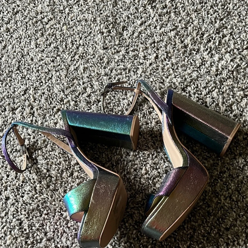 Steve Madden Iridescent Teal Purple Green Block Heel Sandals